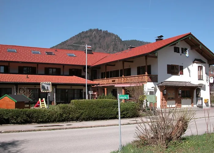 Hotel Hotel-restaurant Zum Hirschhaus Inklusiv Chiemgaukarte