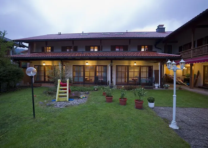 Hotel-restaurant Zum Hirschhaus Inklusiv Chiemgaukarte