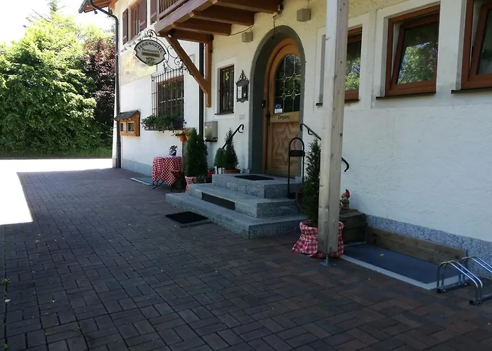 Hotel-restaurant Zum Hirschhaus Inklusiv Chiemgaukarte Hotel