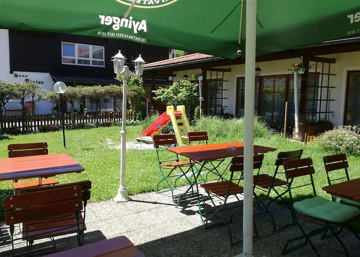 Hotel Hotel-restaurant Zum Hirschhaus Inklusiv Chiemgaukarte 3*