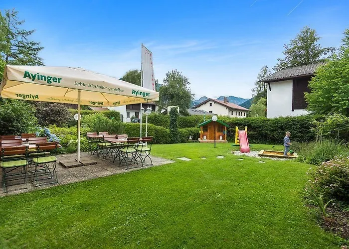 Hotel Hotel-restaurant Zum Hirschhaus Inklusiv Chiemgaukarte 3*