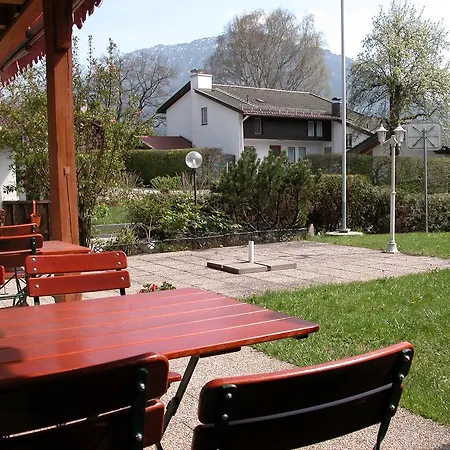 Hotel-restaurant Zum Hirschhaus Inklusiv Chiemgaukarte Otel