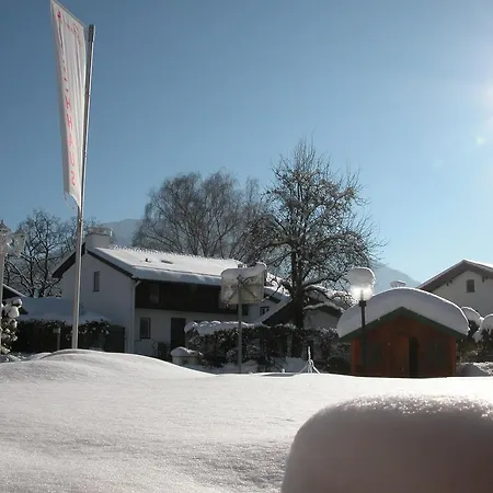 Hotel-restaurant Zum Hirschhaus Inklusiv Chiemgaukarte Otel 3*